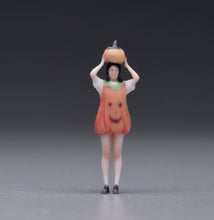 Load image into Gallery viewer, 1:64 Painted Figure Model Miniature Resin Diorama Pumpkin Girl Woman C