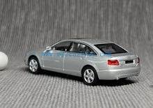 Load image into Gallery viewer, Masdi 1:64 Silver A6L C6 Classic Sedan Sports Model Diecast Metal Car New Collection