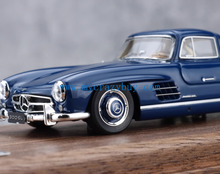 Load image into Gallery viewer, MY64 1:64 Blue 1954 AMG 300SL W198 Classic Sport Model Diecast Resin Car New Collection