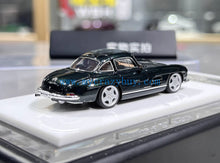 Load image into Gallery viewer, MY64 1:64 Green 1996 AMG 300SL Classic Sports Model Diecast Resin Car New Collection