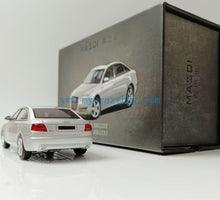 Load image into Gallery viewer, Masdi 1:64 Silver A6L C6 Classic Sedan Sports Model Diecast Metal Car New Collection