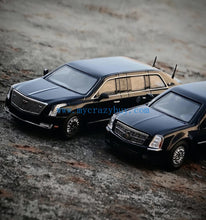 Load image into Gallery viewer, 1:64 596 US President Limo One Beast Luxury Model Diecast Metal Car New Collection