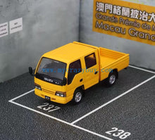 Load image into Gallery viewer, Model1 1:64 Yellow Isuzu ELF Double Cabin Truck Model Metal Diecast Car New Collection