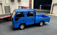 Load image into Gallery viewer, Model1 1:64 Blue JDM Isuzu ELF Double Cabin Truck Model Metal Diecast Car New Collection