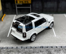 Load image into Gallery viewer, WHELART 1:64 White Discovery 4 Sports ORV SUV Model Diecast Metal Car New Collection