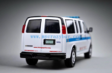 Load image into Gallery viewer, 1:64 Chicago Police Express 3500 Van Sports Model Diecast Metal Car Box New