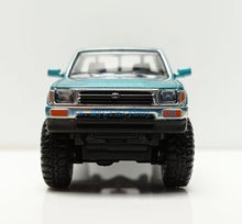 Load image into Gallery viewer, Masdi 1:64 Blue 1995 Hilux RN80 Cab Pickup Truck Model Diecast Metal Car New Collection