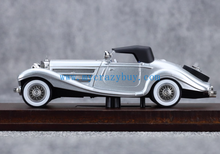 Load image into Gallery viewer, Liberty 1:64 Silver 500K Vintage Convertible Sport Model Diecast Metal Car New Collection