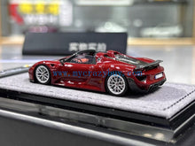 Load image into Gallery viewer, Halo 1:64 Red 918 Spyder Sports Model Diecast Resin Car New Collection