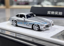 Load image into Gallery viewer, MY64 1:64 Silver 1996 AMG 300SL Classic Sports Model Diecast Resin Car New Collection