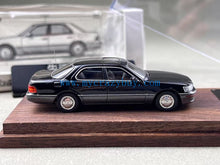 Load image into Gallery viewer, FW 1:64 Black LS400 XF10 UCF10 Sedan Sports Model Diecast Metal Car New Collection