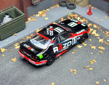 Load image into Gallery viewer, Inno 1:64 Black Skyline GTR R33 Sendan Highland Model Diecast Metal Car New Collection