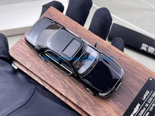 Load image into Gallery viewer, FW 1:64 Black LS400 XF10 UCF10 Sedan Sports Model Diecast Metal Car New Collection