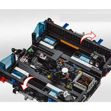 Load image into Gallery viewer, 1697PCS MOC City Police SWAT Armoured Vehicle Truck Car APC Figure Model Toy Building Block Brick Gift Kids DIY Compatible Lego