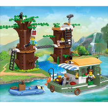 Load image into Gallery viewer, 610PCS MOC City Street Scene Beach Resort Boat Fishing Figure Model Toy Building Block Brick Gift Kids DIY Set New Compatible Lego