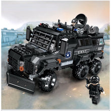 Load image into Gallery viewer, 496PCS MOC City SWAT Sword Explosion-proof Armored Vehicle Car Figure Model Toy Building Block Brick Gift Kids DIY Set New Compatible Lego