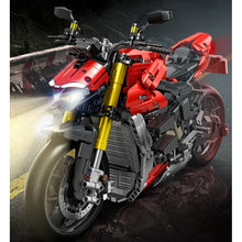 Load image into Gallery viewer, 2221PCS MOC Technic Speed Static Street Fighter V4 Racing Sports Motorcycle Motor Bike Model Toy Building Block Brick Gift Kids DIY Compatible Lego 1:5