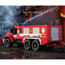 Load image into Gallery viewer, 526PCS MOC Technic Speed Vintage 4320 6x6 Fire Truck Engine Model Toy Building Block Brick Gift Kids DIY Set New Compatible Lego