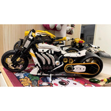 Load image into Gallery viewer, 1810PCS MOC Technic Speed Static Large Lambor Heav Motorcycle Motor Bike Model Toy Building Block Brick Gift Kids DIY Set New 1:5 Compatible Lego