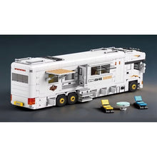 Load image into Gallery viewer, 1180PCS MOC Technic Speed White Luxury Home Motorhome RV Sports Model Toy Building Block Brick Gift Kids DIY Set New