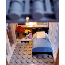 Load image into Gallery viewer, 730PCS MOC City Street Town Homestay Hostel Figure Model Toy Building Block Brick Gift Kids Compatible Lego