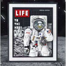 Load image into Gallery viewer, 2188PCS MOC NASA Astronaut Picture Frame Wall Deco Model Toy Building Block Brick Gift Kids Display