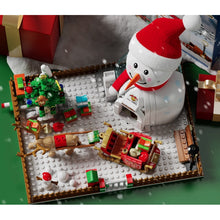 Load image into Gallery viewer, 573PCS MOC Christmas Santa Snow Man Gift House Deer Toy Model Building Block Brick Set Kids New Compatible With