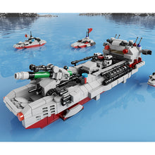 Load image into Gallery viewer, 776PCS Military WW2 8in1 Landing Craft Ship Model Toy Building Block Brick Gift Kids