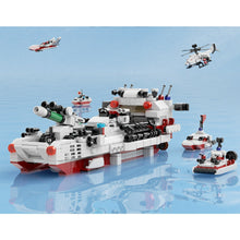 Load image into Gallery viewer, 776PCS Military WW2 8in1 Landing Craft Ship Model Toy Building Block Brick Gift Kids
