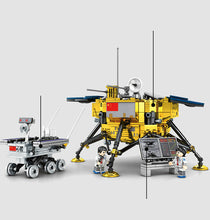 Load image into Gallery viewer, 702PCS NASA Space Lunar Probe Chang'e 4 Building Blocks Bricks Figure Educational Toy Model Fully
