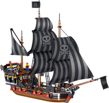 Load image into Gallery viewer, 987PCS Black Pearl Ship Boat Pirates Building Blocks Bricks Model Figure Educational Toy Fully