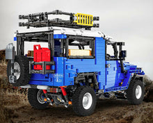 Load image into Gallery viewer, 2101PCS Static MOC Technic Land Cruiser FJ40 SUV Car Building Block Model Brick Fully Compatible With Lego