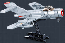 Load image into Gallery viewer, 583PCS Military Mikoyan Faggot Mig-15 Fighter Building Block Brick Figure Model Fully