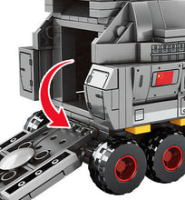 Load image into Gallery viewer, 532PCS Military Truck APC Wandering Earth Building Blocks Bricks Figures Model Fully