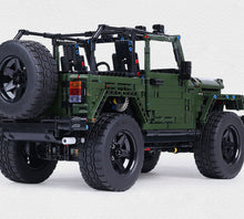 Load image into Gallery viewer, 2096PCS Static Technic Off Road SUV Car Sahara Building Blocks Bricks Educational Toy Model Fully Compatible With Lego