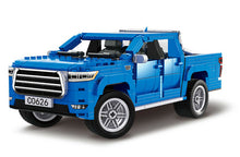 Load image into Gallery viewer, 826PCS MOC Pick Up Off Road Truck Car SUV Building Block Brick Model Educational Toy Fully