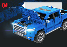 Load image into Gallery viewer, 826PCS MOC Pick Up Off Road Truck Car SUV Building Block Brick Model Educational Toy Fully