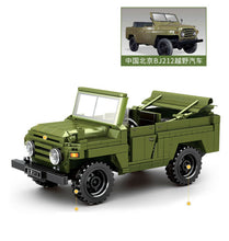 Load image into Gallery viewer, 662PCS Technic BJ212 Classic Vintage SUV Car Building Block Brick Model Educational Toy Fully Compatible With Lego