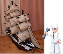 Load image into Gallery viewer, 1118PCS USS Constitutional Sail Frigate Boat Building Blocks Bricks Figure Model Fully Compatible With Lego