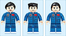 Load image into Gallery viewer, 1002PCS China Tiangong TG-1 Space craft Figure Building Block Brick Model Fully Compatible With Lego