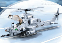 Load image into Gallery viewer, 482PCS Military AH-1Z Viper Armed Helicopter Building Block Brick Figure Model Fully