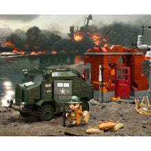Load image into Gallery viewer, 492PCS Military WW2 Scene Morris C8 Tractor Truck Figure Model Toy Building Block Brick Gift Kids