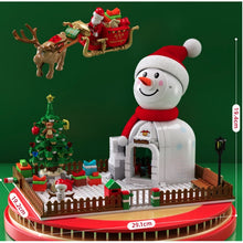 Load image into Gallery viewer, 573PCS MOC Christmas Santa Snow Man Gift House Deer Toy Model Building Block Brick Set Kids New Compatible With