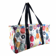 Load image into Gallery viewer, Thirty one Large Utility Tote Beach Picnic Laundry Basket Bag 31 Gift in Lotta Colada

