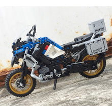 Load image into Gallery viewer, 948PCS MOC Technic Speed GS R1200 Adventure Motorcycle Motor Bike Model Toy Building Block Brick Gift Kids Compatible Lego 1:6