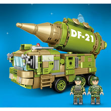 Load image into Gallery viewer, 440PCS Military WW2 DF-21 MRBM Medium Range Ballistic Missile System Truck Figure Model Toy Building Block Brick Gift Kids
