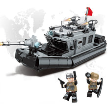 Load image into Gallery viewer, 415PCS Military WW2 LCAC Landing Craft Air Cushion Figure Model Toy Building Block Brick Gift Kids Compatible Lego
