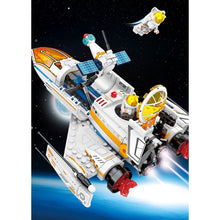 Load image into Gallery viewer, 397PCS Space NASA Shuttle Model Astronaut Figure Toy Building Block Brick Gift Kids