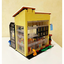 Load image into Gallery viewer, 640PCS MOC City Street Pet Shop House Figure Model Toy Building Block Brick Gift Kids Compatible Lego LED Light