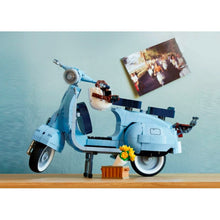 Load image into Gallery viewer, 1106PCS MOC Technic Vespa 125 Motorcycle Motor Bike Model Toy Building Block Brick Gift Kids Compatible Lego